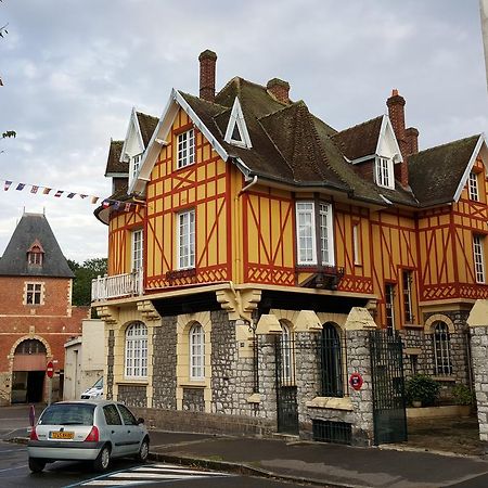 La Porte De Bretagne 페론네 외부 사진